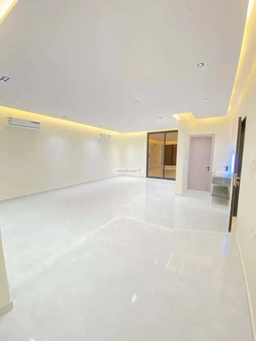Floor 246 SQM with 3 Bedrooms King Fahd, North Riyadh, Riyadh