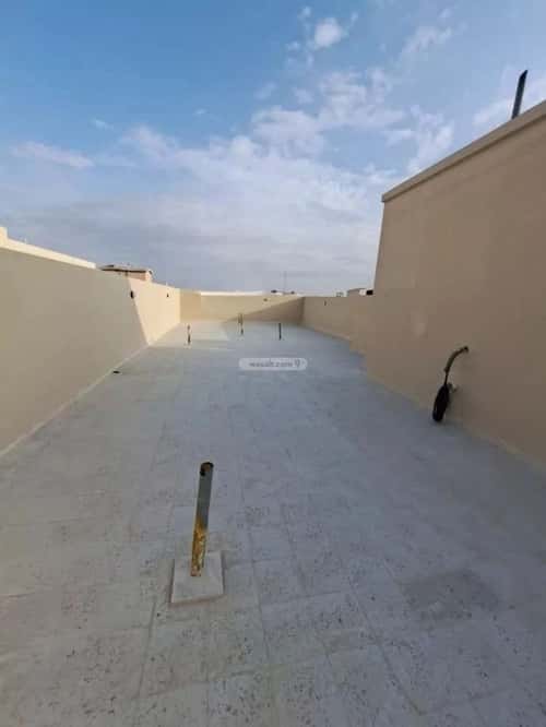 Floor 140 SQM with 3 Bedrooms Dahrat Al-Badeah, West Riyadh, Riyadh