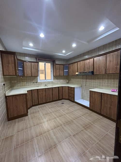 Floor 360 SQM with 5 Bedrooms Al-Yasmeen, North Riyadh, Riyadh