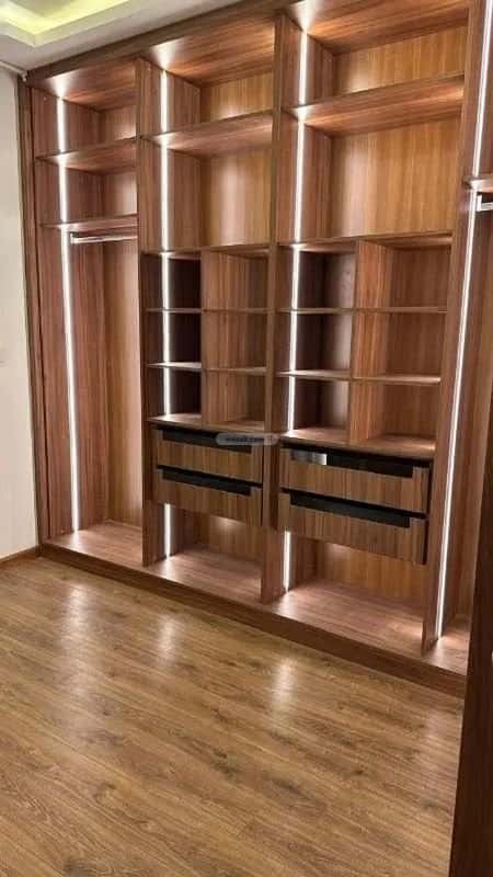 Apartment 171 SQM with 4 Bedrooms Al-Malqa, North Riyadh, Riyadh