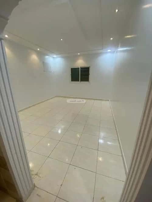 Floor 302 SQM with 8 Bedrooms Twaeeq, West Riyadh, Riyadh