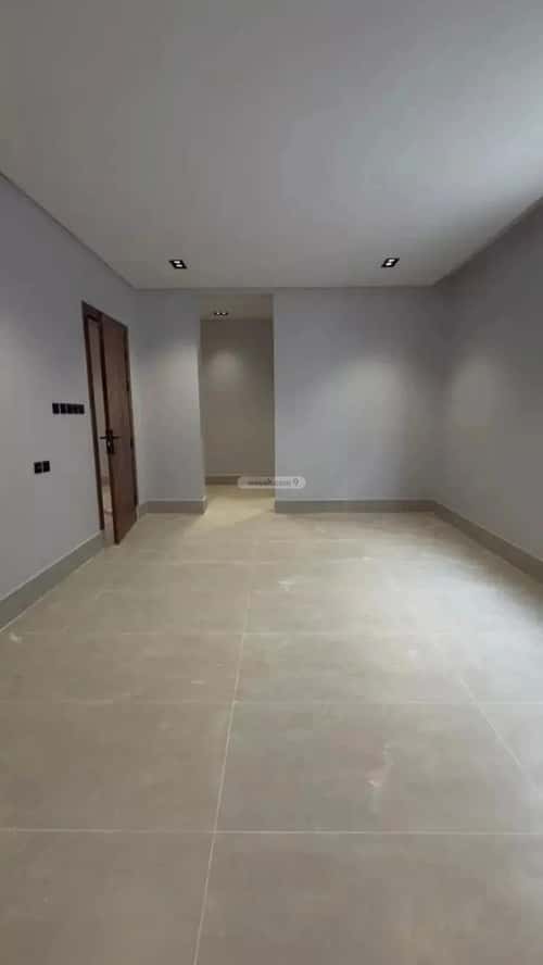 فيلا 252 متر مربع شرقية على شارع 20م عكاظ، جنوب الرياض، الرياض