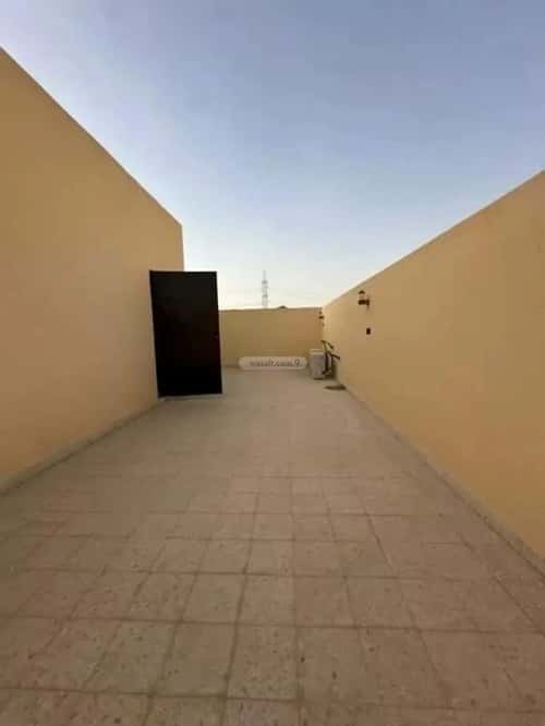 Floor 180 SQM with 3 Bedrooms Okaz, South Riyadh, Riyadh