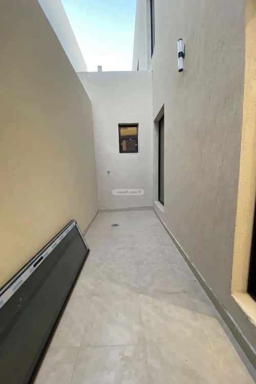 Floor 212 SQM with 3 Bedrooms Twaeeq, West Riyadh, Riyadh