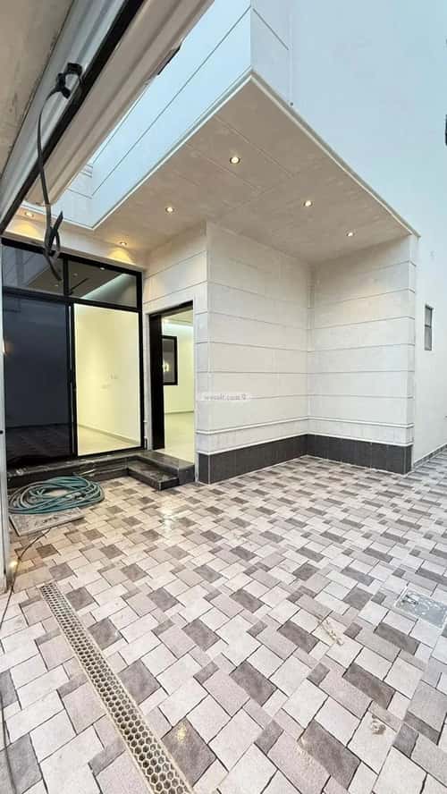 Villa 310 SQM Facing West on 15m Width Street Al-Aziziyah, South Riyadh, Riyadh