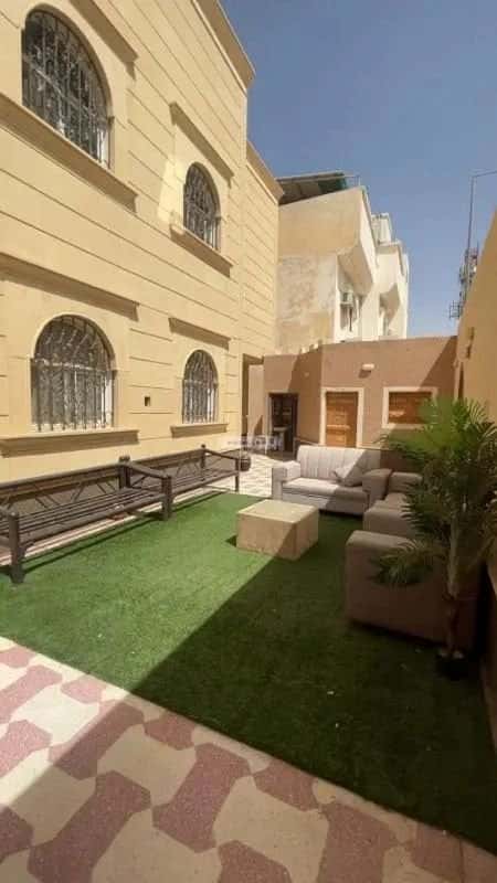 Villa 400 SQM Facing West on 15m Width Street Middle Al-Uraija, West Riyadh, Riyadh