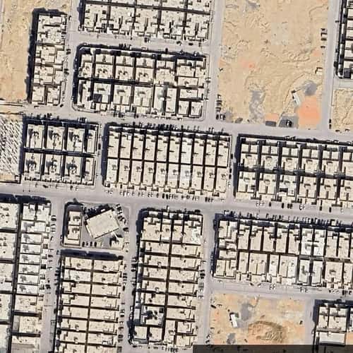 فيلا 252 متر مربع شرقية على شارع 18م طويق، غرب الرياض، الرياض