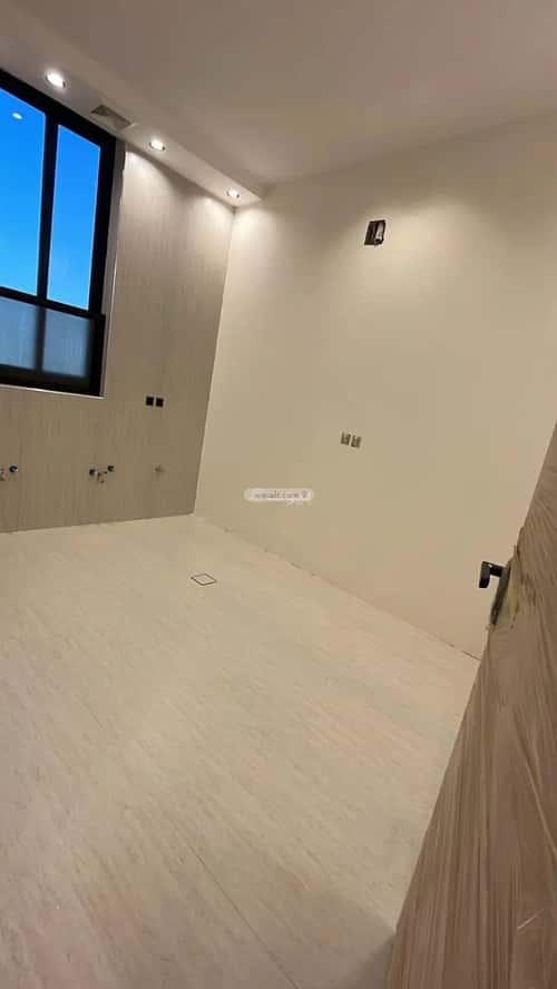 Apartment 450 SQM with 3 Bedrooms Al-Mahdiyah, West Riyadh, Riyadh