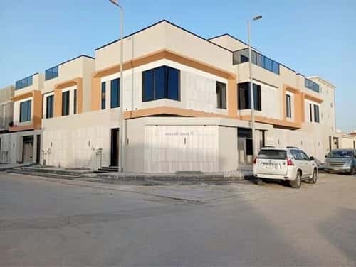 فيلا 235 متر مربع غربية على شارع 15م الصواري، الخبر