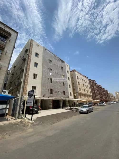 شقة 235 متر مربع ب 5 غرف المروة، شمال جدة، جدة