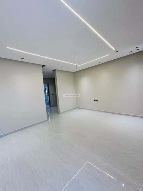 فيلا 285 متر مربع شرقية على شارع 18م اللؤلؤ، الخبر