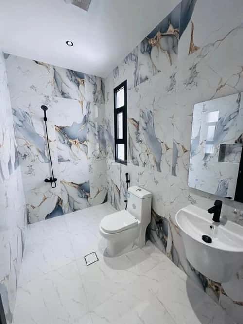 فيلا 285 متر مربع شرقية على شارع 18م اللؤلؤ، الخبر