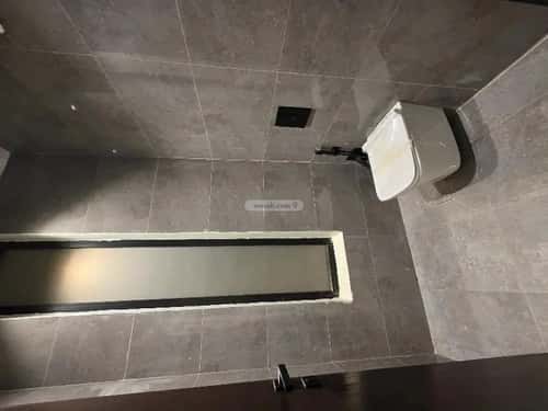 Floor 192 SQM with 5 Bedrooms Al-Muanisiyah, East Riyadh, Riyadh