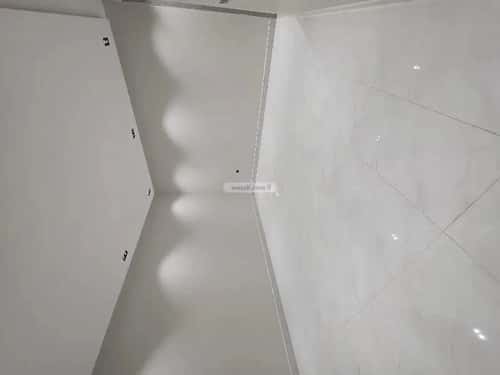 Floor 201 SQM with 6 Bedrooms Qurtubah, East Riyadh, Riyadh