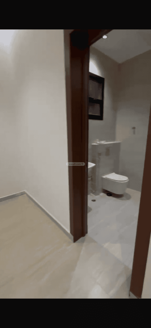 Floor 219 SQM with 4 Bedrooms Okaz, South Riyadh, Riyadh