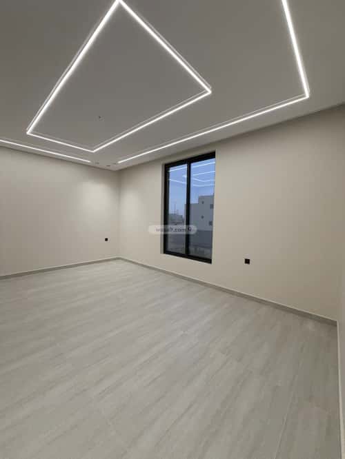 Apartment 211 SQM with 5 Bedrooms King Fahad Dist, Aldammam