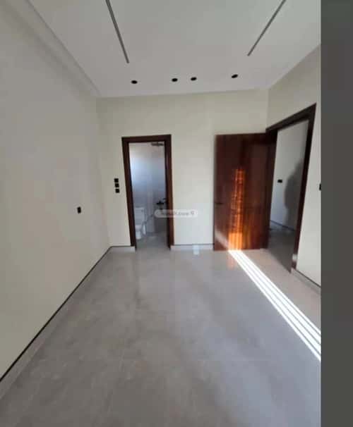Floor 203 SQM with 7 Bedrooms Al-Janadriyah, East Riyadh, Riyadh