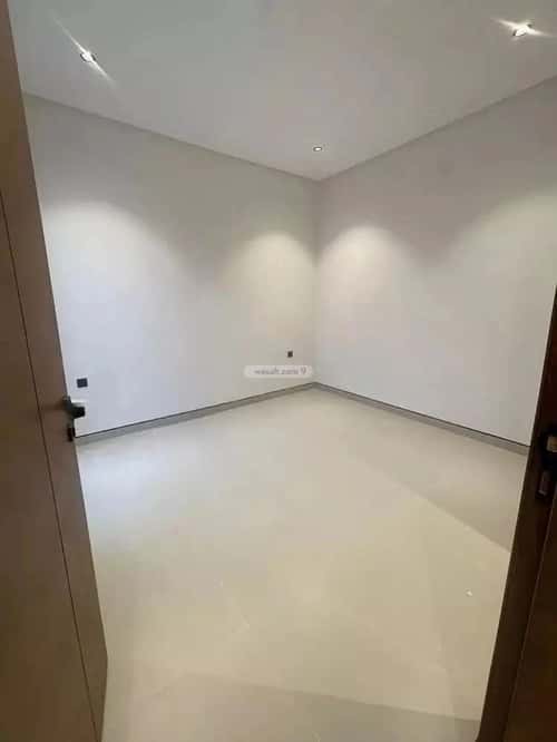 فيلا 388 متر مربع شرقية على شارع 20م المهدية، غرب الرياض، الرياض