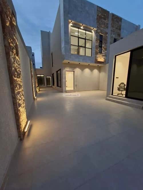 فيلا 310 متر مربع جنوبية على شارع 18م الرمال، شرق الرياض، الرياض