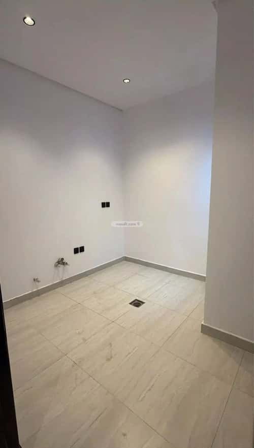 شقة 387 متر مربع بغرفتين الرمال، شرق الرياض، الرياض