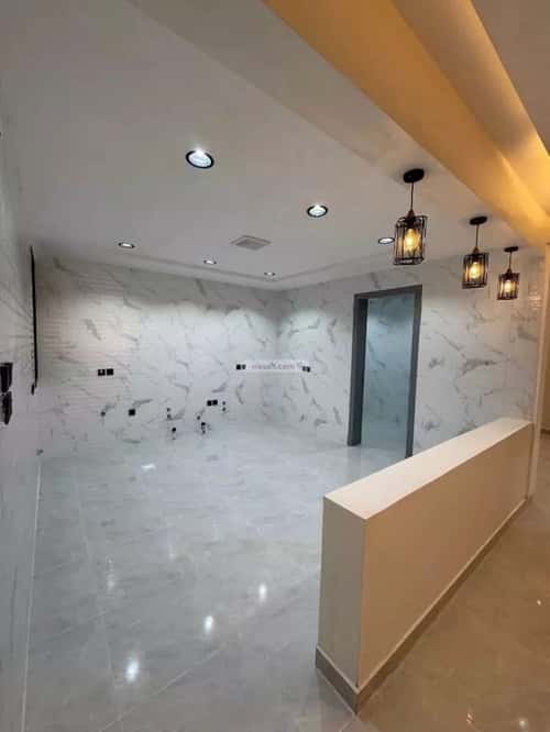 شقة 375 متر مربع ب 8 غرف التعاون، خميس مشيط