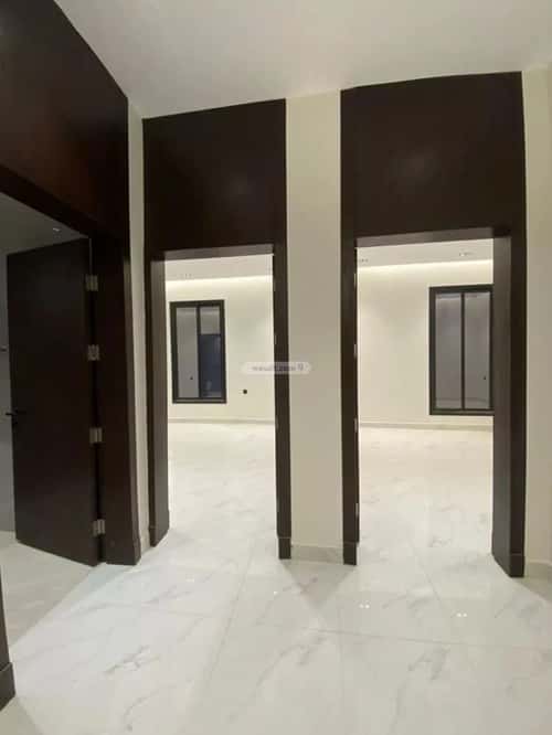 Floor 220 SQM with 6 Bedrooms Al-Muanisiyah, East Riyadh, Riyadh