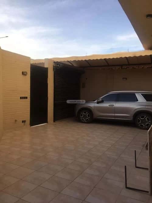 Villa 240 SQM Facing North West on 25m Width Street Okaz, South Riyadh, Riyadh