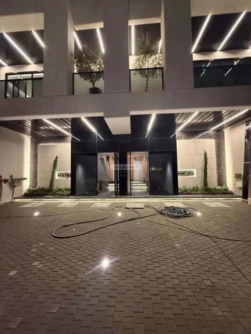 دور 56 متر مربع ب 4 غرف العليا، وسط الرياض، الرياض