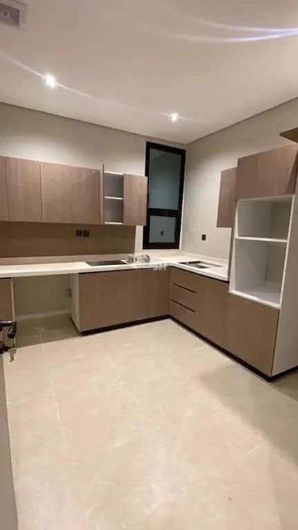 شقة 145 متر مربع ب 4 غرف الحمراء، الخبر