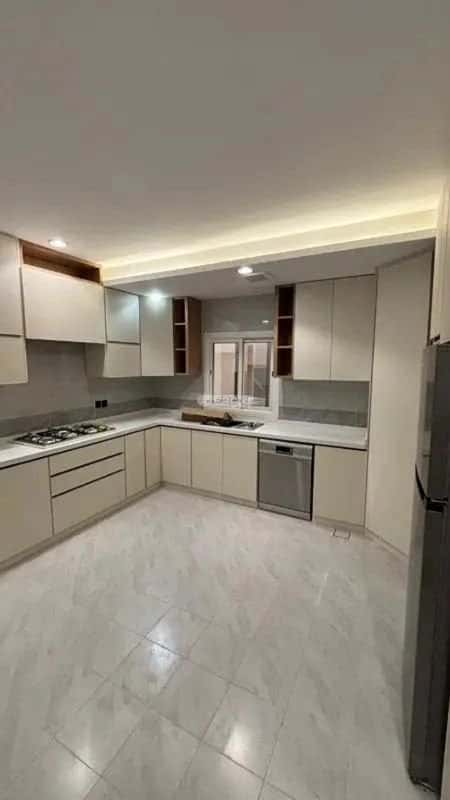 Apartment 224 SQM with 5 Bedrooms Al-Jisah, Madinah