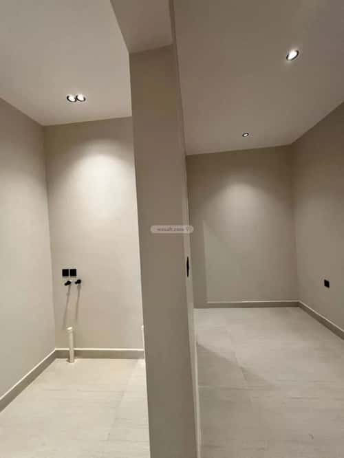 Villa 467 SQM Facing South on 25m Width Street Al-Mahdiyah, West Riyadh, Riyadh