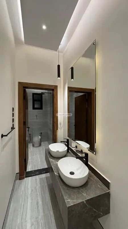 Apartment 221 SQM with 5 Bedrooms Al Difa'A, Madinah