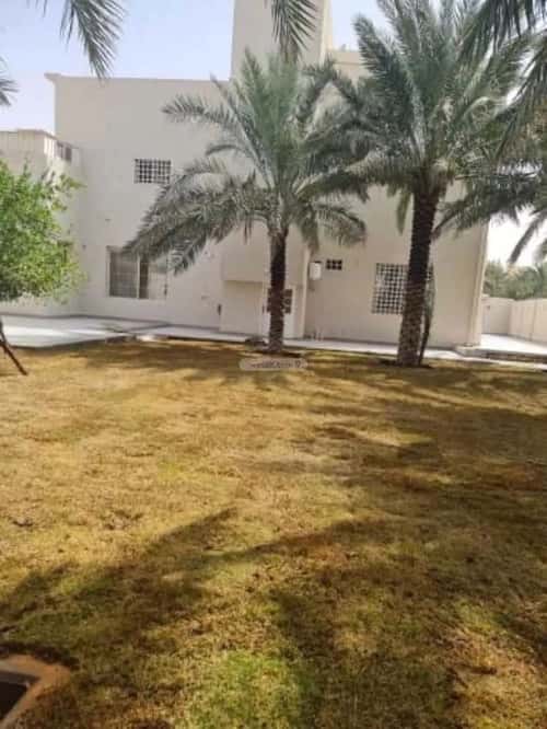 فيلا 939 متر مربع جنوبية على شارع 20م خب الجطيلي، بريدة