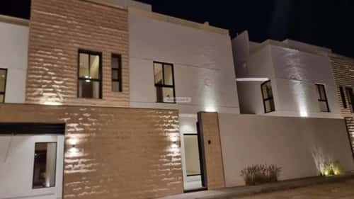 فيلا 318 متر مربع شرقية على شارع 18م العارض، شمال الرياض، الرياض