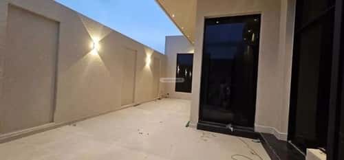 فيلا 220 متر مربع شمالية على شارع 15م العارض، شمال الرياض، الرياض