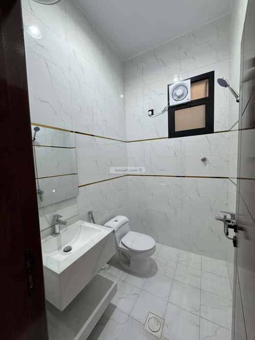 Apartment with 6 Bedrooms Al Taawun, Khamis Mushait