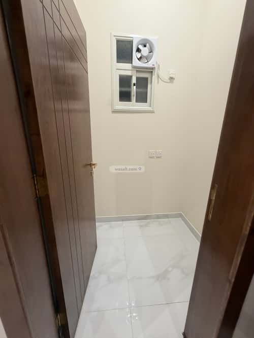 Floor 212 SQM with 6 Bedrooms Al Zahoor, Abha