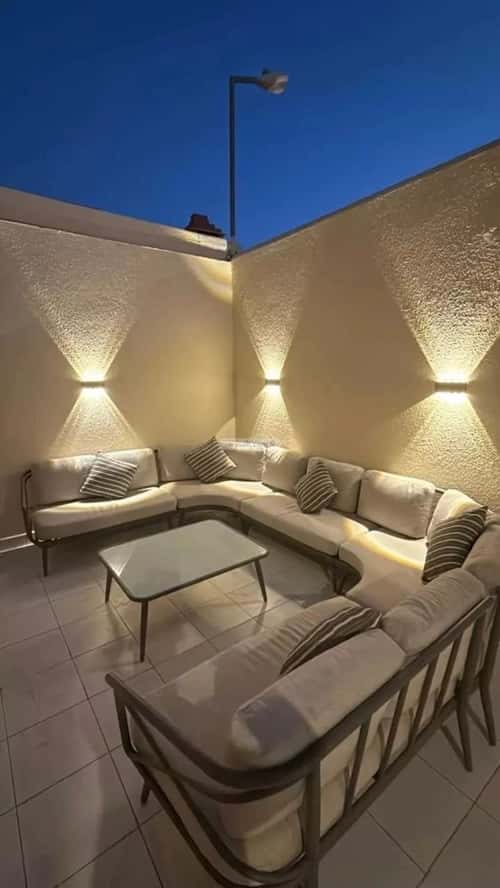 فيلا 225 متر مربع غربية على شارع 15م اليرموك، شرق الرياض، الرياض