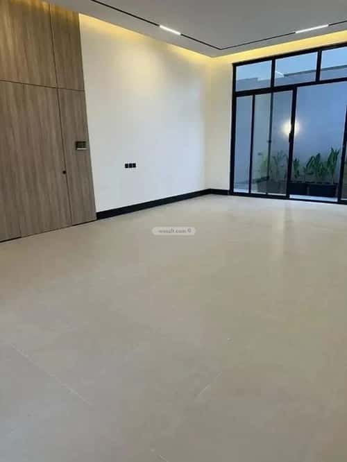 Villa 260 SQM Facing South on 18m Width Street Ar-Rimal, East Riyadh, Riyadh