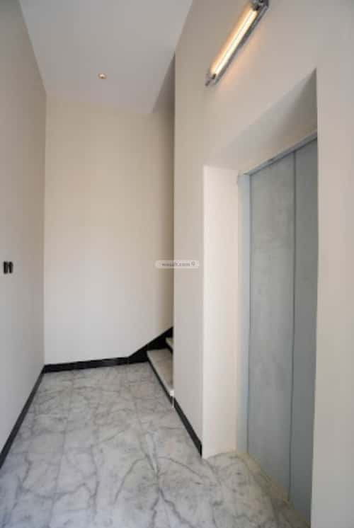 Floor 118 SQM with 3 Bedrooms King Fahd, North Riyadh, Riyadh