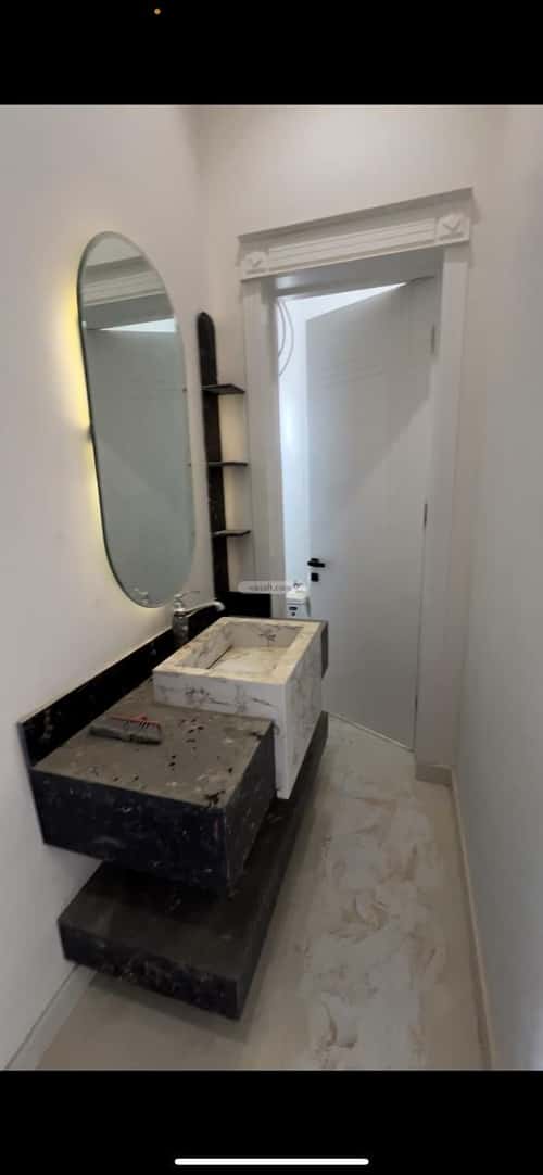 Apartment 129 SQM with 6 Bedrooms Al-Janadriyah, East Riyadh, Riyadh