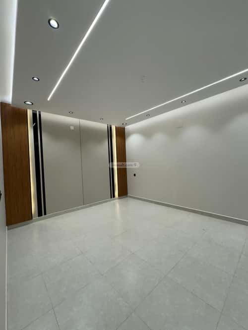 Villa 312 SQM Facing East on 20m Width Street Almahdaj, Abu Arish - 'Abu Earish