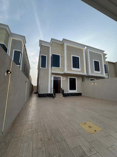 فيلا 312 متر مربع شرقية على شارع 20م المهدج، أبو عريش - أبو عريش