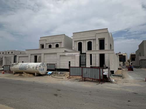 فيلا 437 متر مربع جنوبية غربية على شارع 20م الشراع، الخبر