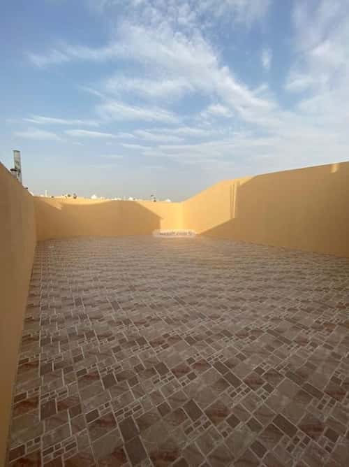 فيلا 300 متر مربع شرقية على شارع 20م الحمدانية، شرق جدة، جدة