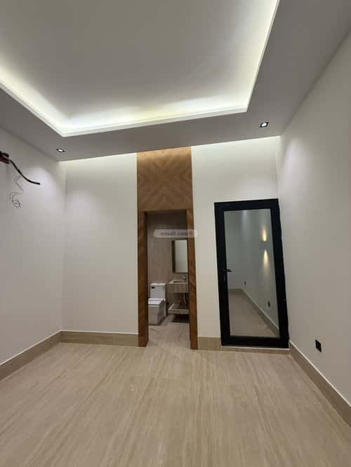 Villa 372 SQM Facing East on 20m Width Street Al-Mahdiyah, West Riyadh, Riyadh