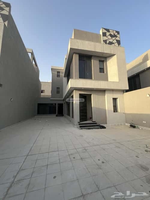 فيلا 302 متر مربع واجهة غربية ب 4 غرف الشفاء، الخبر