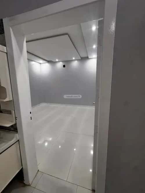 دور 337 متر مربع ب 5 غرف الجنادرية، شرق الرياض، الرياض