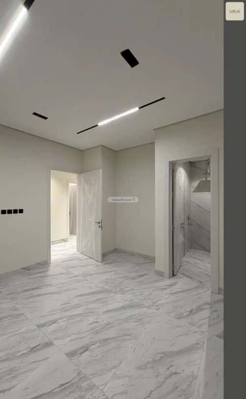 Floor 360 SQM with 5 Bedrooms Ar-Rimal, East Riyadh, Riyadh
