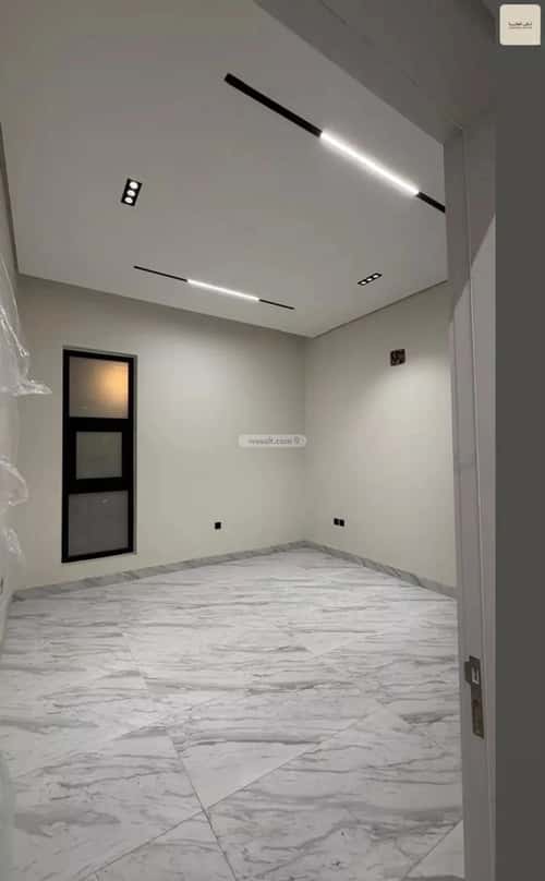 Floor 360 SQM with 4 Bedrooms Ar-Rimal, East Riyadh, Riyadh